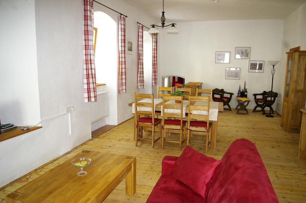Ferienwohnung Zum Kapuziner Poysdorf Room photo